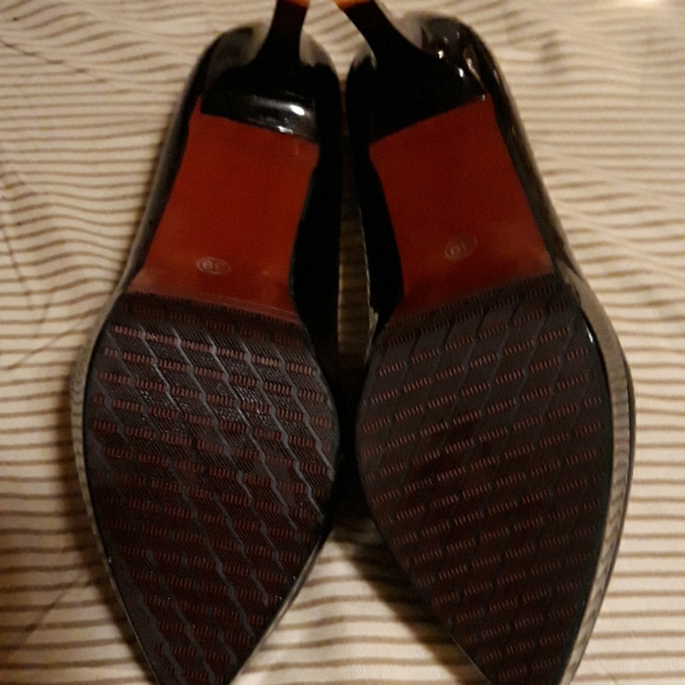 Shoes - Picture 2 of 2